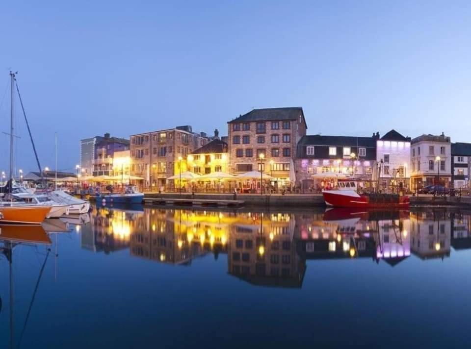 Lovely 1 Bedroom Apartment Plymouth Exterior photo